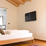 Agritur Casteller Alloggio per agriturismo *