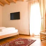 Çiftlik konaklama Agritur Casteller Trento
