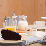 Agritur Casteller Çiftlik konaklama *