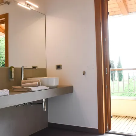 Agritur Casteller ترينتو