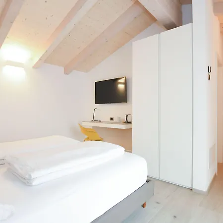 Agritur Casteller ترينتو