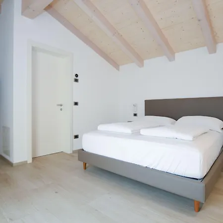 مزرعة للإقامة Agritur Casteller *